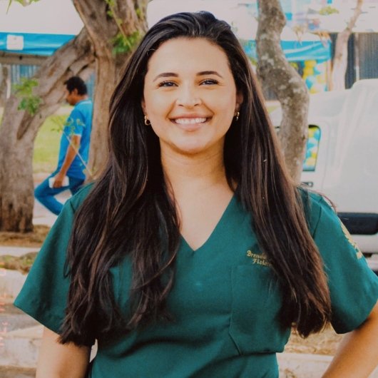 Dra. Brenda Almeida