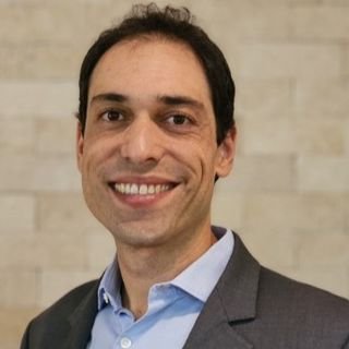 Dr. Marcelo Martins