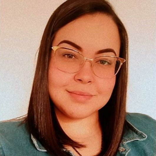 Andréia Nobile