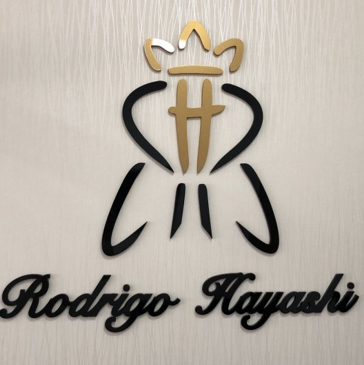 Dr. Rodrigo Hayashi