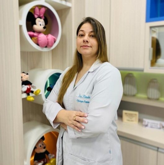 Dra. Pâmela Dos Santos