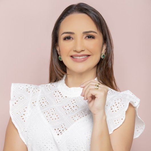 Dra. Mara Sérvula
