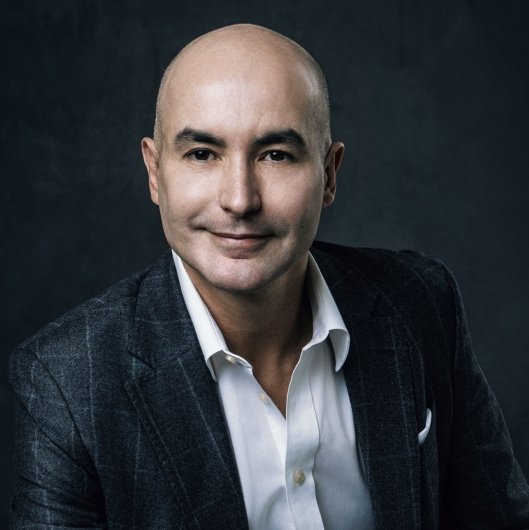 Dr. Emerson Andrade Lima