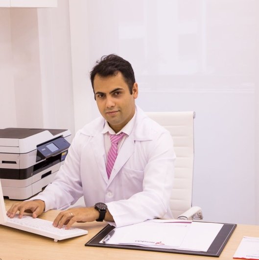 Dr. Henrique Rodrigues