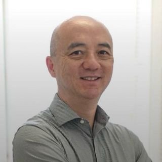 Dr. Alexandre Sakano