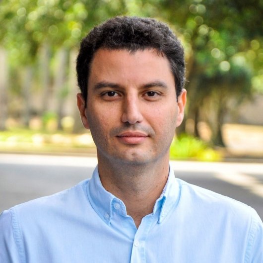 Dr. Fabiano Bastos Tavares