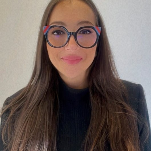 Dra. Paula de Angelis