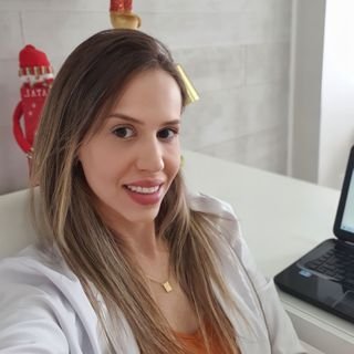 Dra. Bruna Alves Caixeta