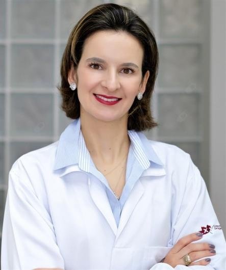 Dra. Mariana Rodrigues Pimenta