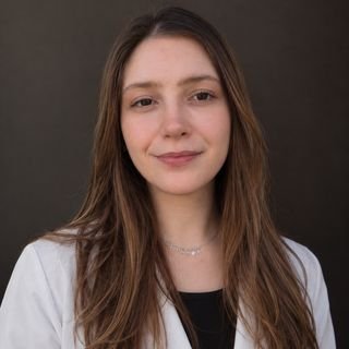 Dra. Mariana Oliveira Mourão