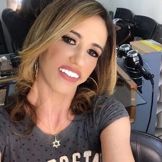 Dra. Catia Santana