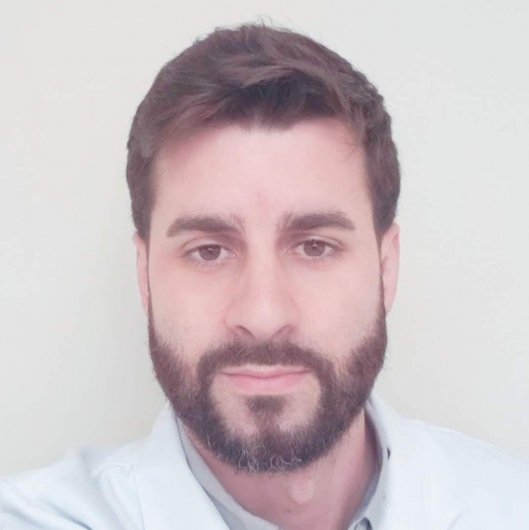 Dr. Ricardo Vilela