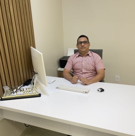 Dr. José Ueliton L. Silva