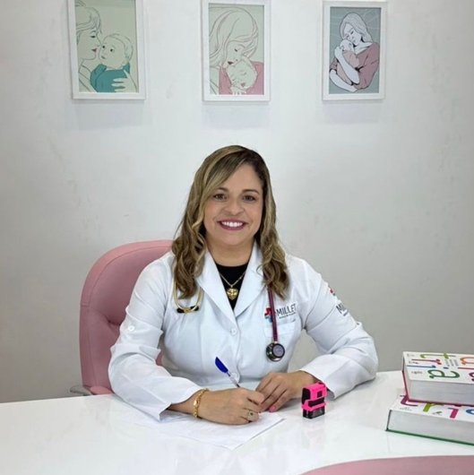 Dra. Germeine Marinho Napoleão Fernandes
