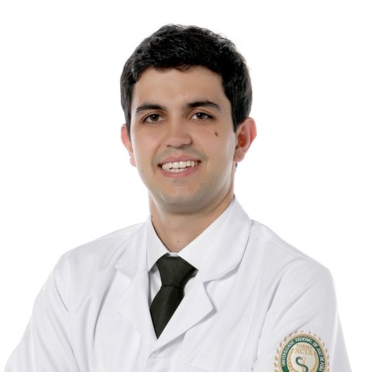 Dr. Matheus de Barros Carvalho