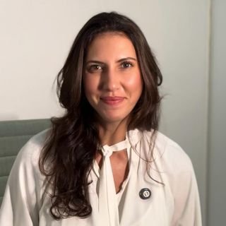Dra. Fernanda Resegue