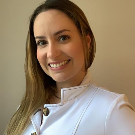 Dra. Tatiana Sampaio