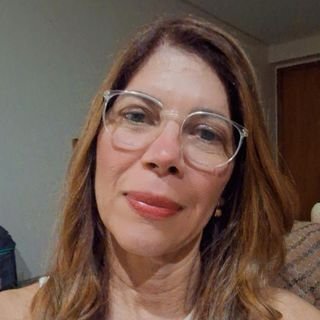 Dra. Elizabeth Azevedo Soares