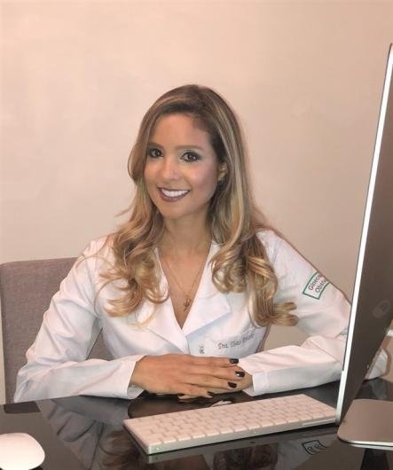 Dra. Thaís Pontelo