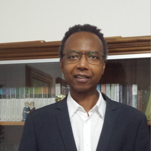 Dr. Sergio Ribeiro