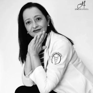 Dra. Adriana Souza Viana