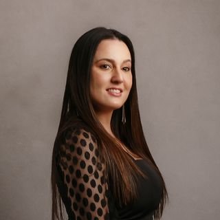 Dra. Ana Flavia Saraceni
