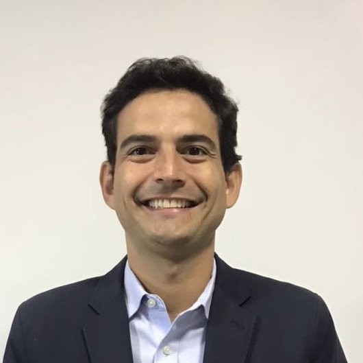 Dr. Rodrigo Petros