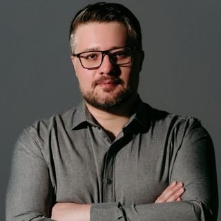 Dr. Leonardo Hansen