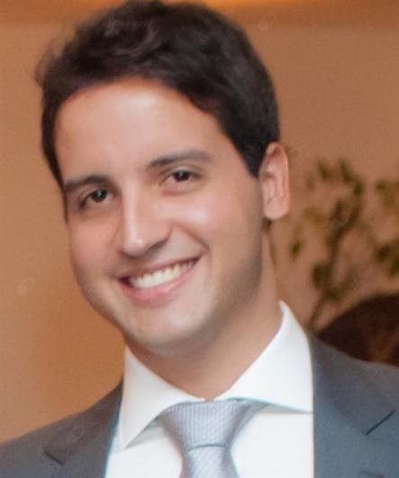 Dr. Daniel Gouvêa Leal