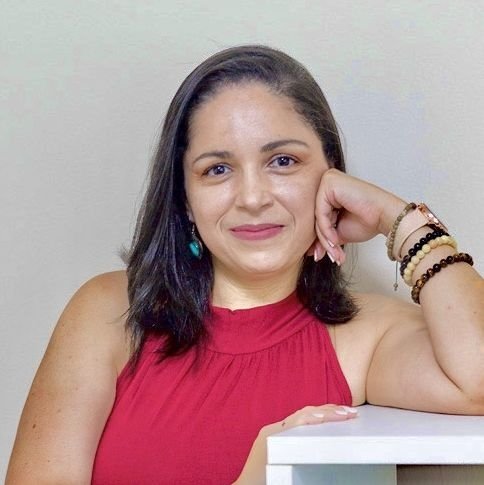 Flavia Oliveira de Farias Prado Conceição
