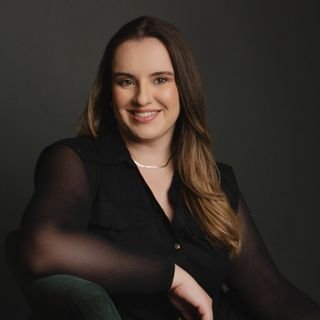 Dra. Fabiana Lage