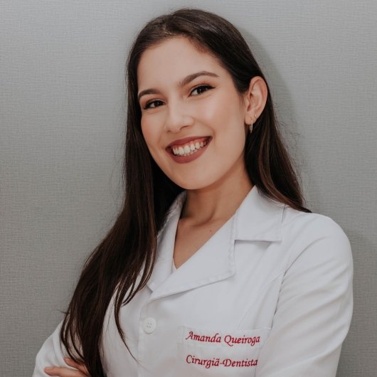 Dra. Amanda Queiroga Figueredo