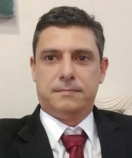 Dr. James Araujo Soares