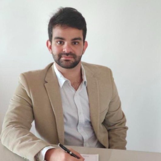 Dr. Tiago Rocha Dumont