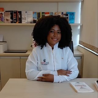 Dra. Maria Eduarda de Morais Alves