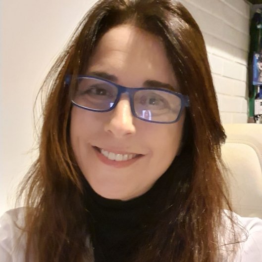 Dra. Denise Maria Hore Decoster da Costa
