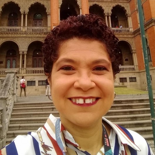 Dra. Claudia Lessa Ziade