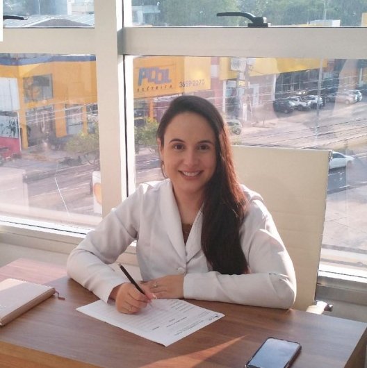 Dra. Flávia Barreto
