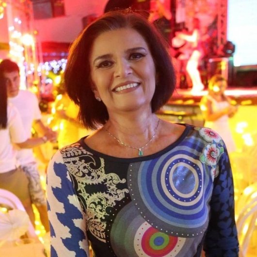 Dr. Heloísa Espínola