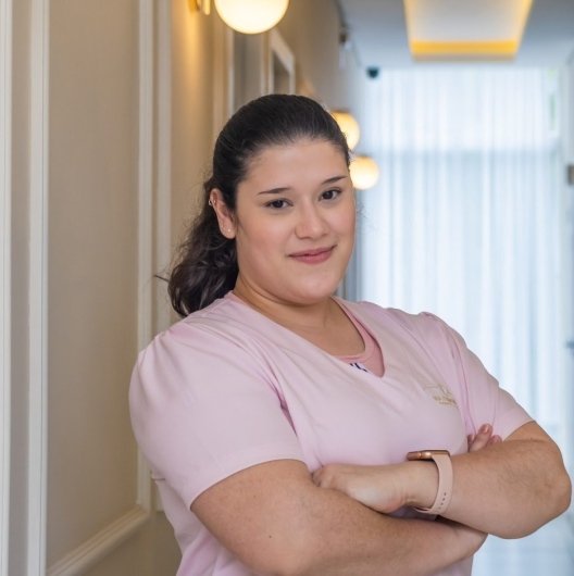 Dra. Ana Paula Peixoto