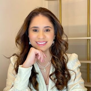 Dra. Bruna Cesar