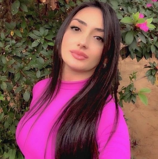 Dra. Camila Souza