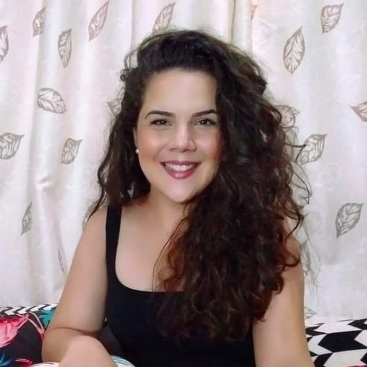 Aniele Salomão Alves