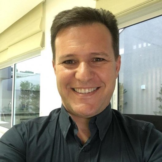 Dr. Marcos Soares Mota