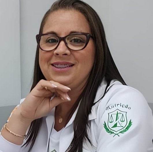 Dra. Flávia pinheiro cordeiro