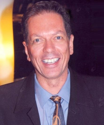 Dr. Bernardo Lynch de Gregorio