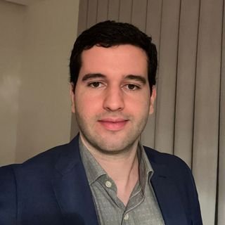 Dr. Victor Matheus Fagundes Brega Kleisinger