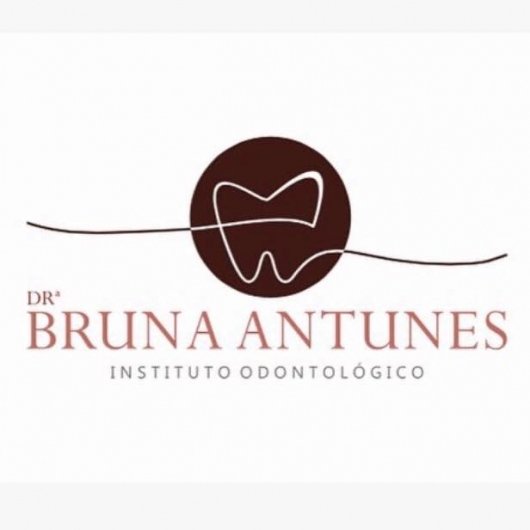 Dra. Bruna Antunes Gonçalves