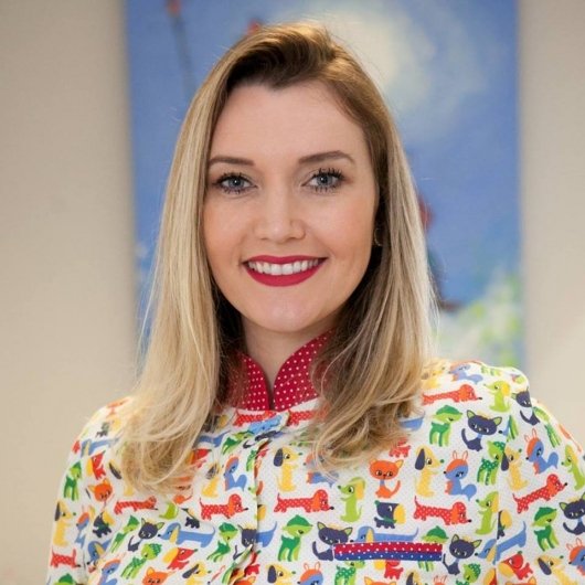 Dra. Aline Manfro