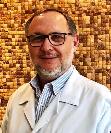 Dr. Eduardo Ferber